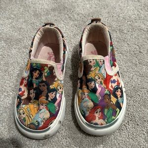 Disney princess sneakers (free if added to bundle)